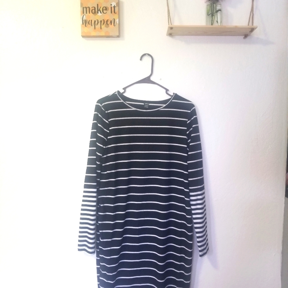Long sleeve dress